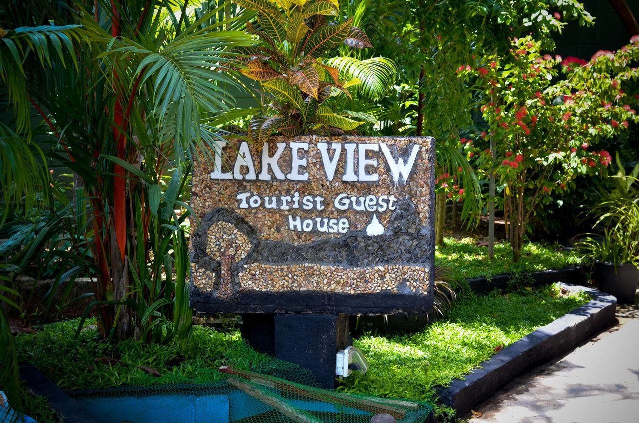Lake View The Tourist Guest House Anuradhápura Exteriér fotografie